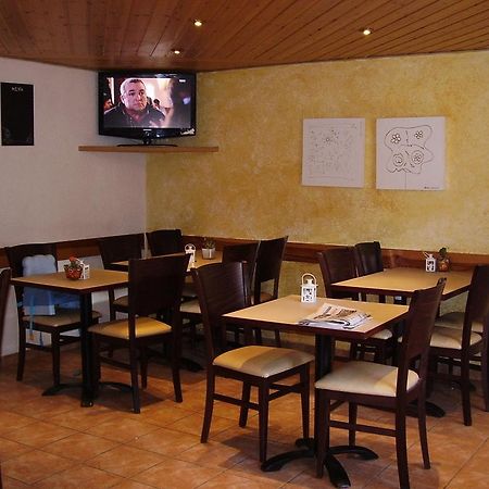 Les Alpes Hotel Finhaut Bagian luar foto